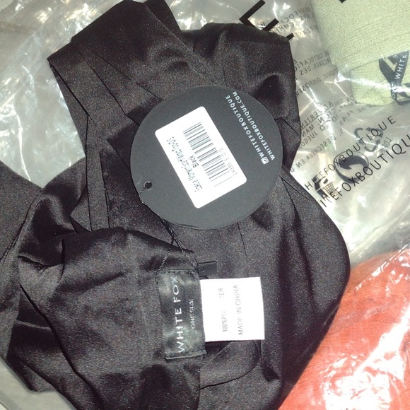 White Fox Boutique Special Moment Scarf Wrap MATCHA GREEN OR BLACK - Picture 5 of 5